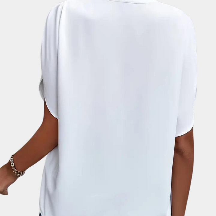 Regine | Stylische Damenbluse mit V-Ausschnitt