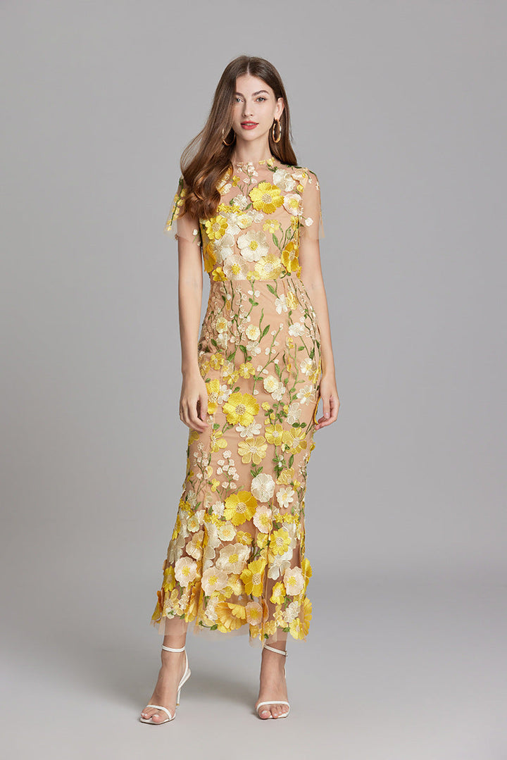 Lara | Elegantes Blumenkleid aus Mesh
