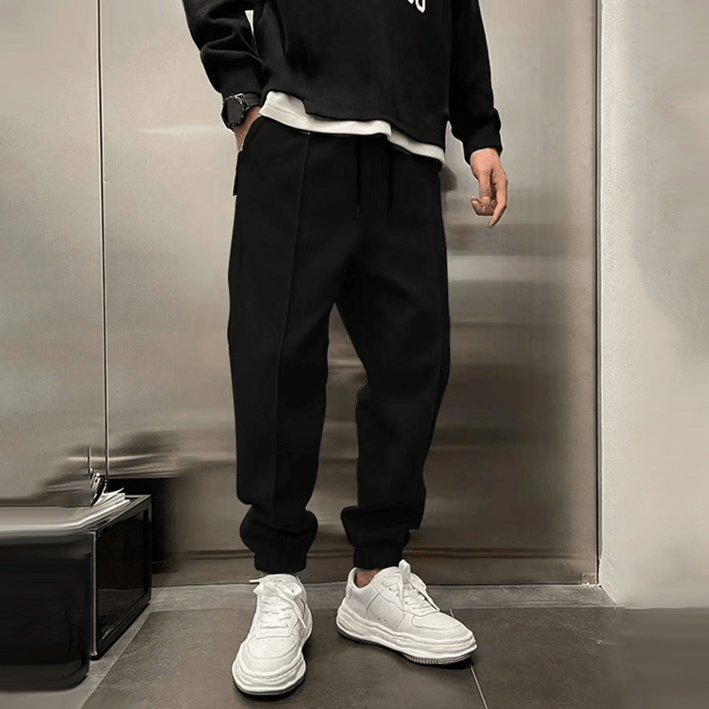 Nils | Herren Casual Sweatpants mit Tapered Fit