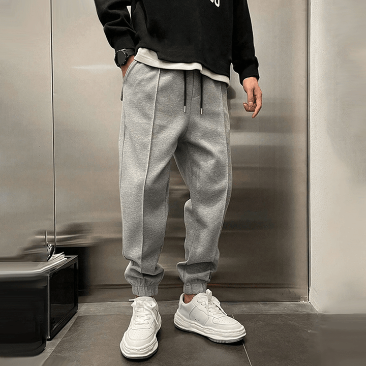 Nils | Herren Casual Sweatpants mit Tapered Fit